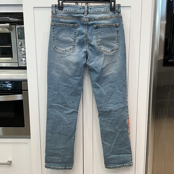 DITTOS Floral Embroidered Medium Wash Midrise Jeans Sz 6 NWT - Picture 7 of 8